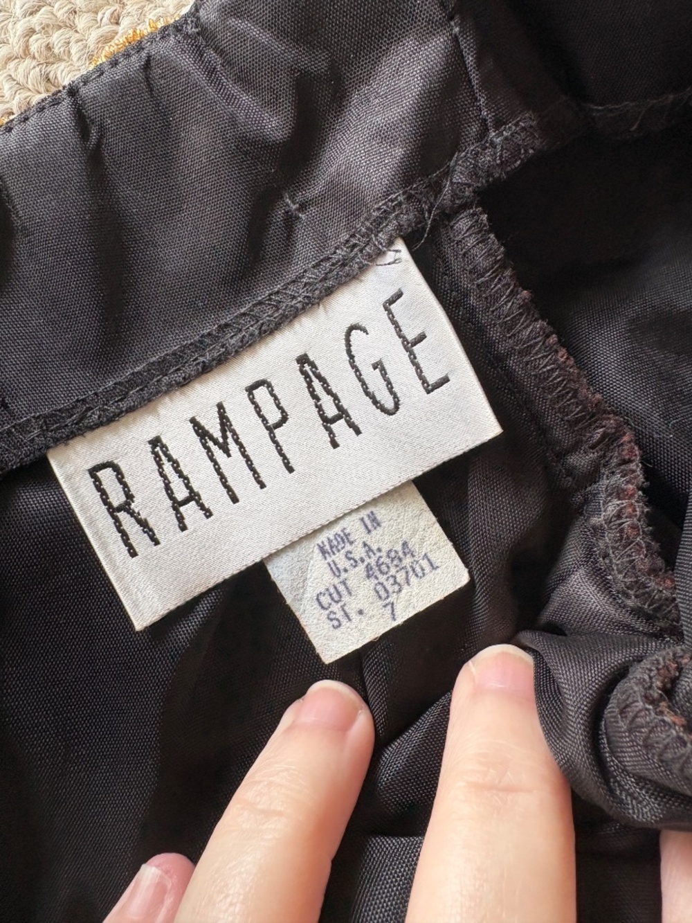 Vintage NWT Rampage Dark Green Velvet Dress 7 Off-Shoulder Gold Lace Trim Glam - Picture 3 of 13